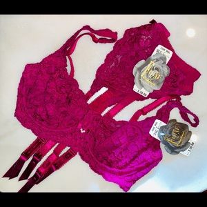 36A & 34B Felina  Mulberry Lace Set